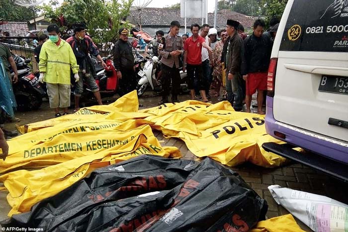 168 Tewas Akibat Tsunami Hantam Banten dan Lampung Sabtu Malam